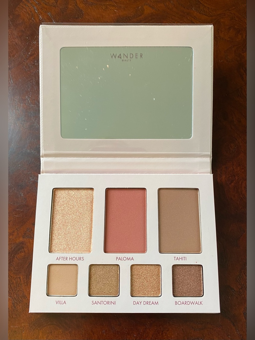 Wander Beauty Island Hop Getaway Eye & Face Palette